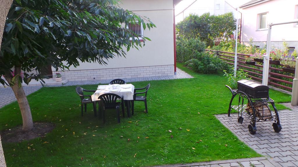 U Viktora Guest House Brest Exterior photo