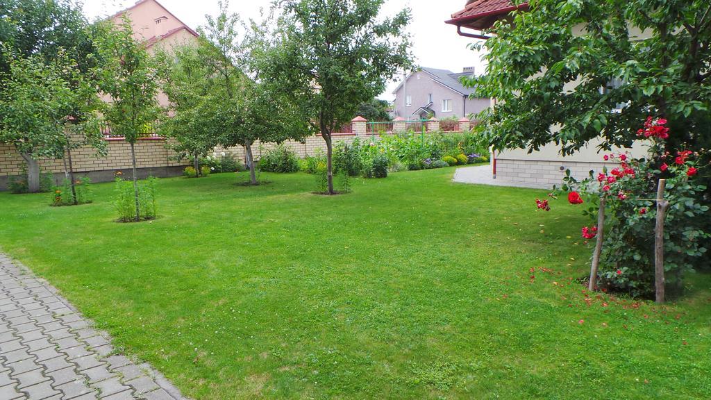 U Viktora Guest House Brest Exterior photo