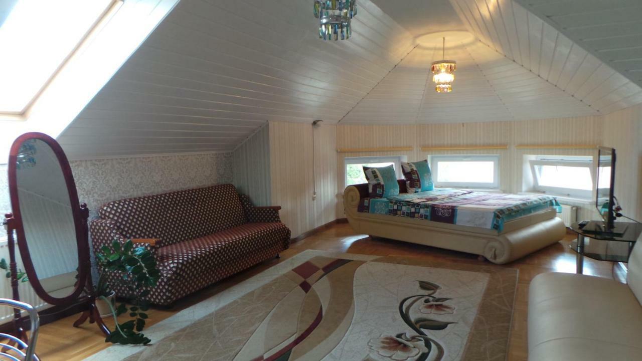 U Viktora Guest House Brest Exterior photo