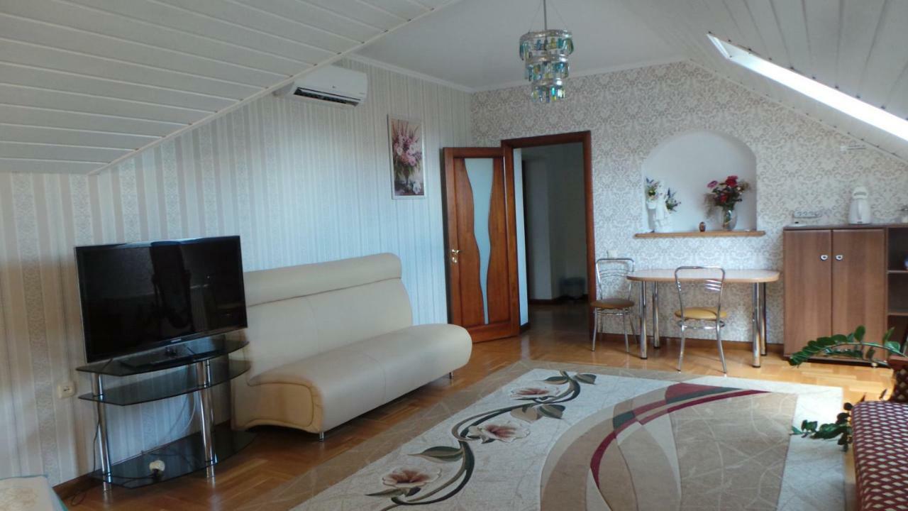 U Viktora Guest House Brest Exterior photo